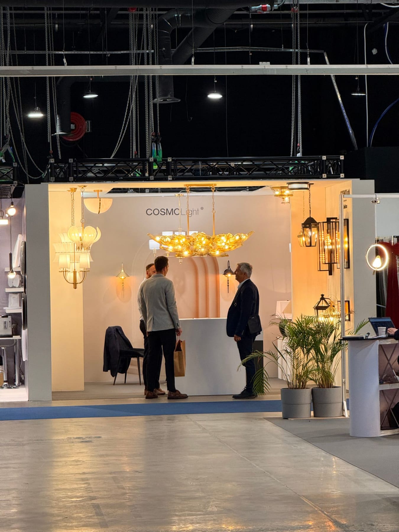 Stoisko COSMOLight na targach Warsaw Home 2025